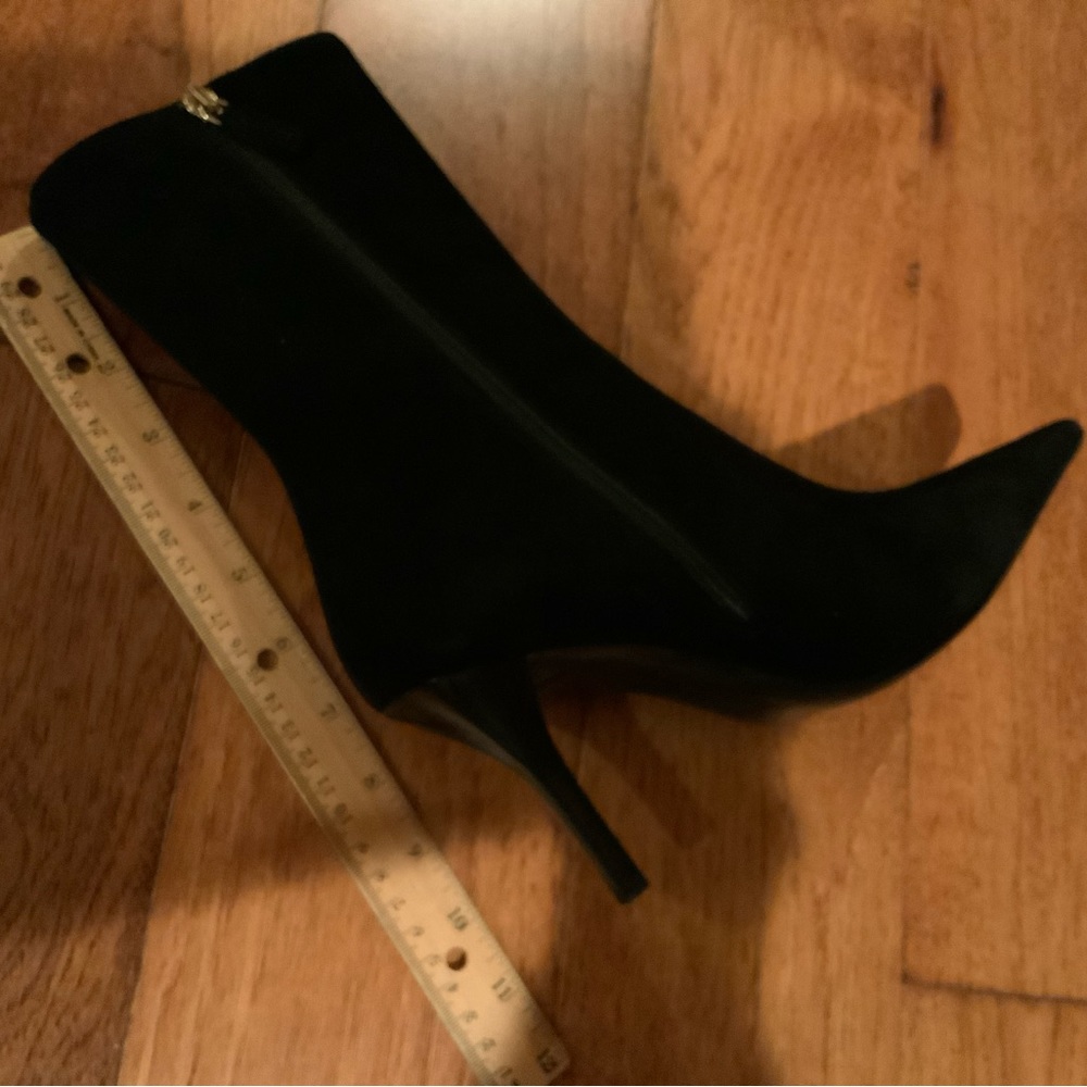 Gucci Booties - New with Box - Size 38.5 - Black Suede - Picture 13 of 15